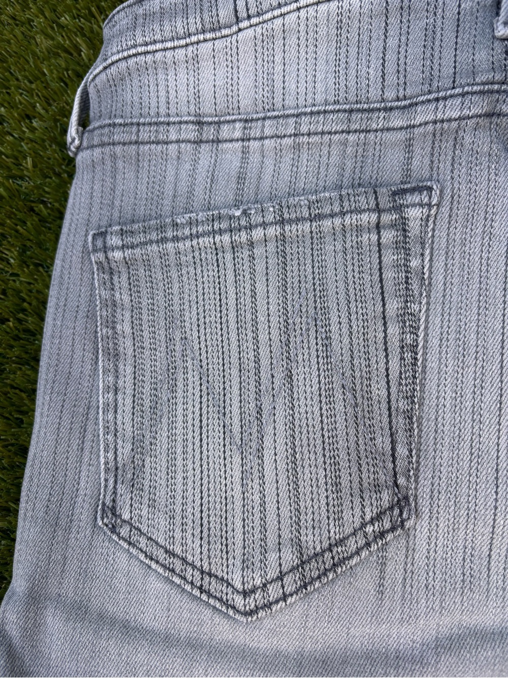 MOTHER The Rascal Ankle Fray - Picture 6 of 8